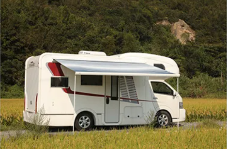 Маркиза автомобильная РИФ 3,0х2,5 м кассетная,  привод механический, электромотор, корпус белый