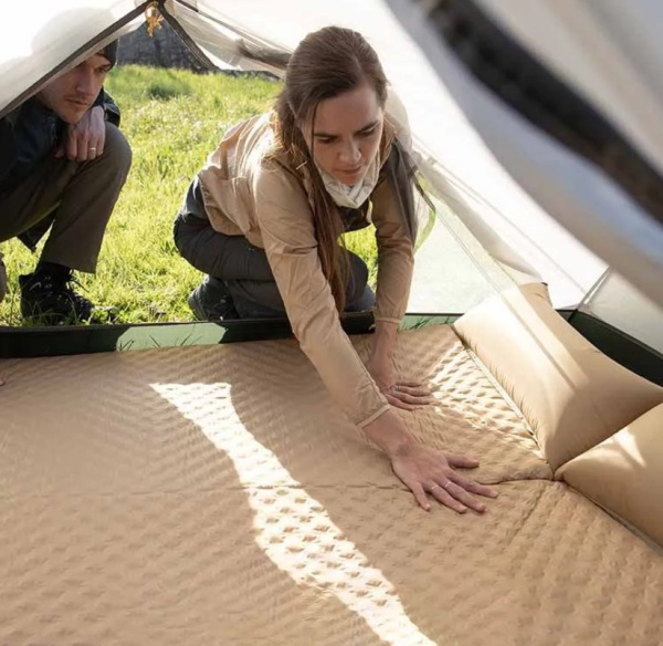 Коврик самонадувающийся Naturehike, 185х60х2,5 см, с подушкой, песочный