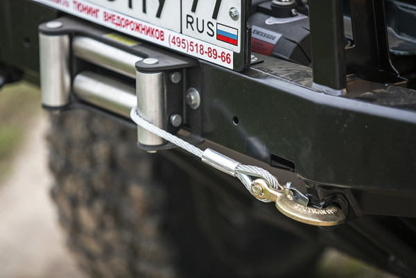 Бампер РИФ силовой передний УАЗ Хантер с защитной дугой