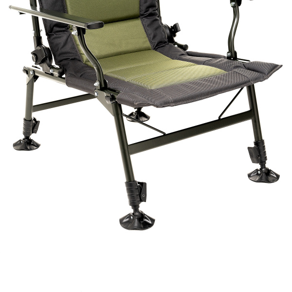 1 Кресло карповое NOMAD с подлокотниками, регулируемое, до 130 кг