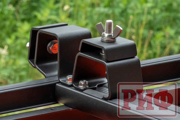 Кронштейны для верхнего крепления домкрата Hi-Jack к алюминиевому багажнику (платформе) РИФ