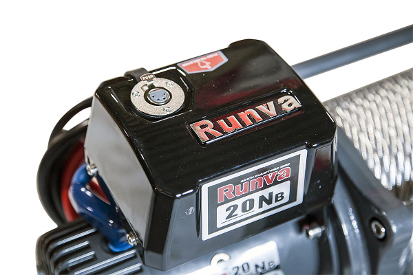 Лебёдка электрическая 12V Runva 20000 lbs (влагозащищенная)
