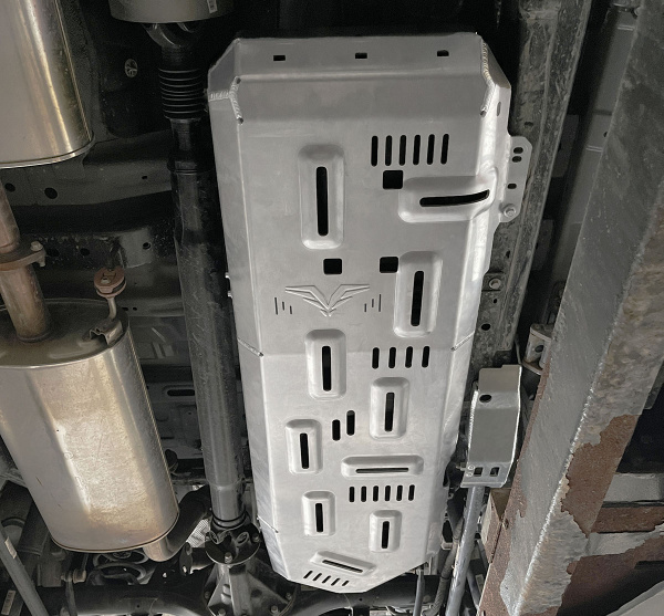 Защита Falcon топливного бака для TANK 300 (Off-road Edition & City Edition, бензин 2.0T (2020+)