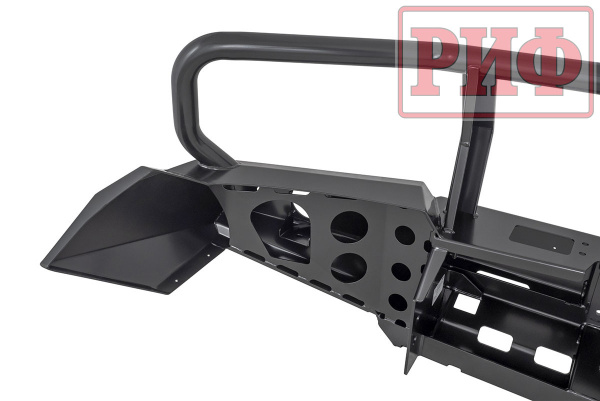 Бампер РИФ силовой передний Toyota Land Cruiser 200 2007-2015 c доп. фарами, защитной дугой и защитой бачка омывателя