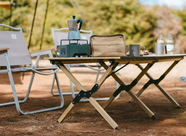 5 Стол туристический Naturehike складной, 118х60х44 см,с Х-образными ножками, черный