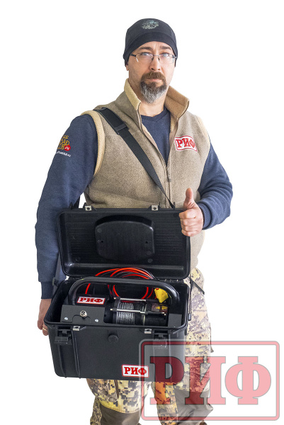 Лебёдка переносная РИФ 3500ASR c малой площадкой и проводами, синтетический трос (в защитном кейсе)