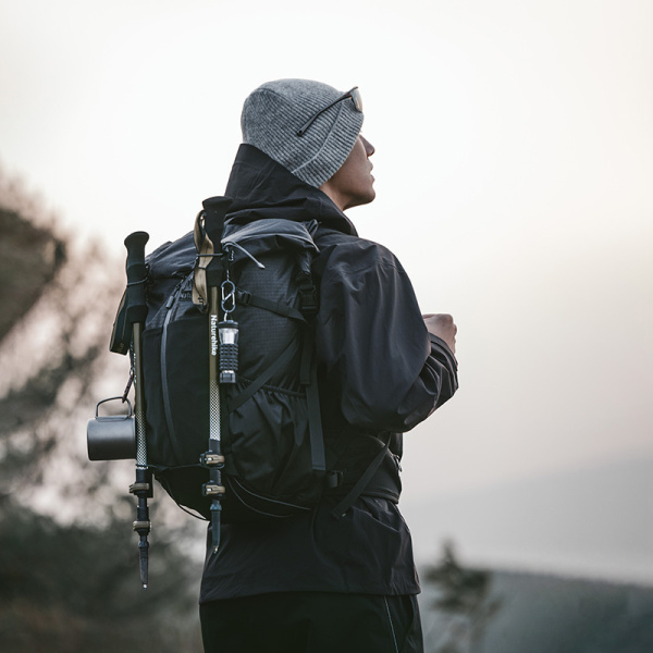 1 Рюкзак туристический Naturehike Helium Series 30+5 л, черный