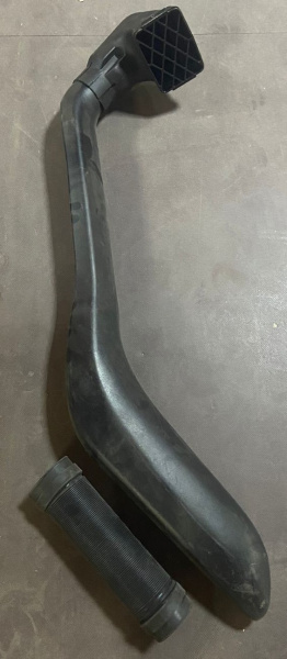 1 Шноркель Telawei для УАЗ Патриот (уценка) 1 Шноркель Telawei для УАЗ Патриот (уценка)