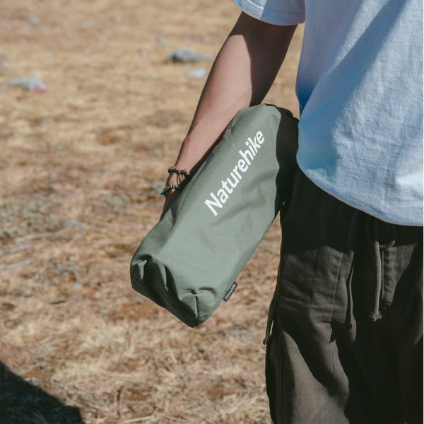 1 Стол туристический Naturehike Yamami Y01 складной,52х37,5х41 см, серый