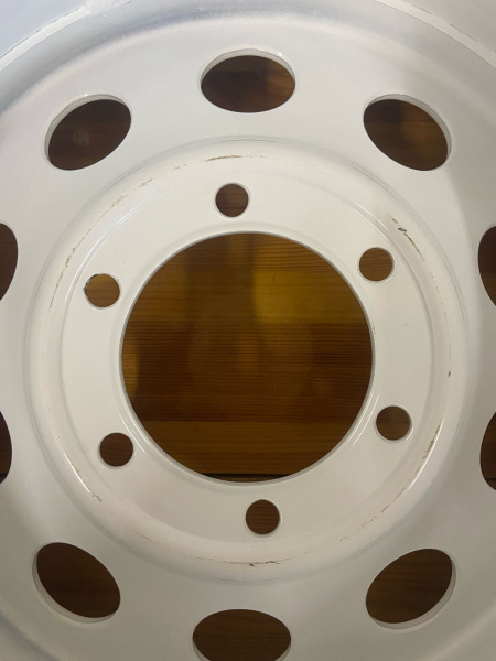 Диск усиленный Тойота Ниссан стальной белый 6x139,7 8xR17 d110 ET-0 (уценка)