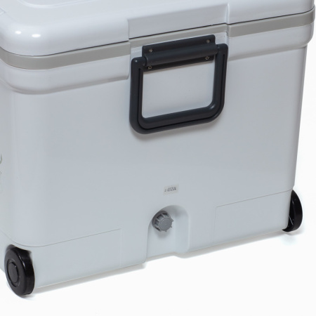 2 Термобокс SHINWA Holiday Land Cooler 76H белый