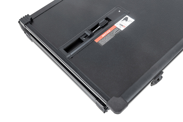 Крышка кузова для Toyota Hilux 2015+ трёхсекционная