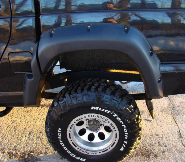 Расширители колёсных арок УАЗ Пикап (без накладок на передний бампер) дорестайлинг